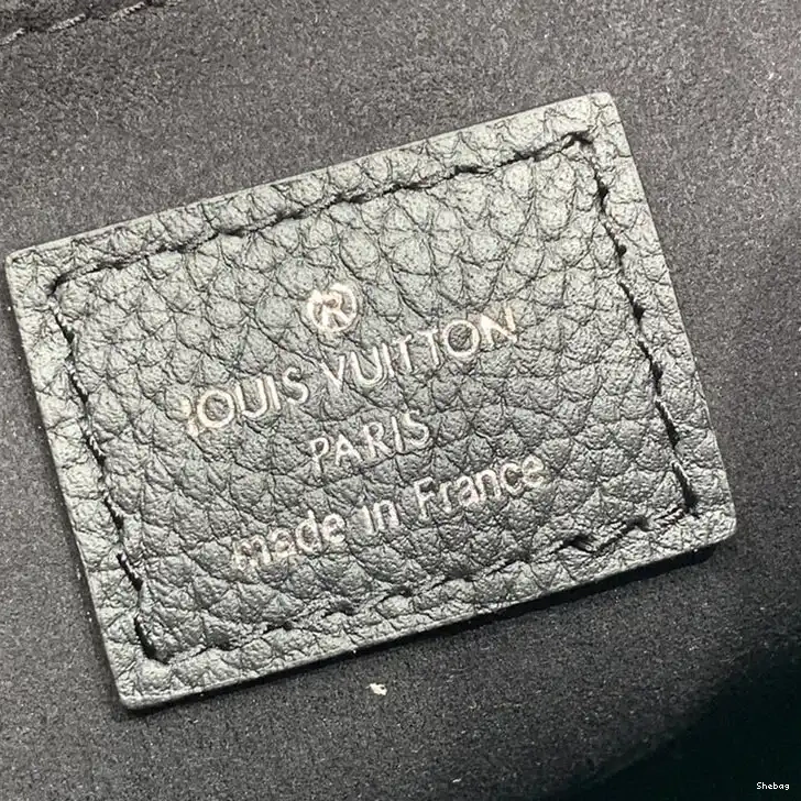 208B570097 Bags LV 0521
